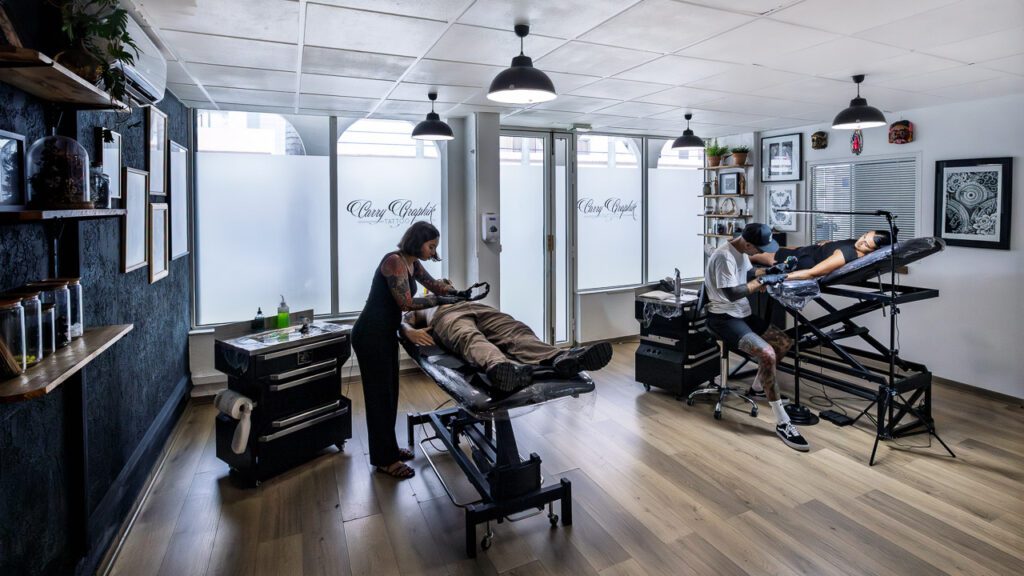 salon de tatouage la reunion saint leu carry graphik