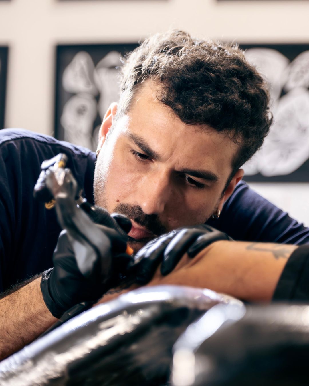 Julo Carry graphik tattoo saint leu