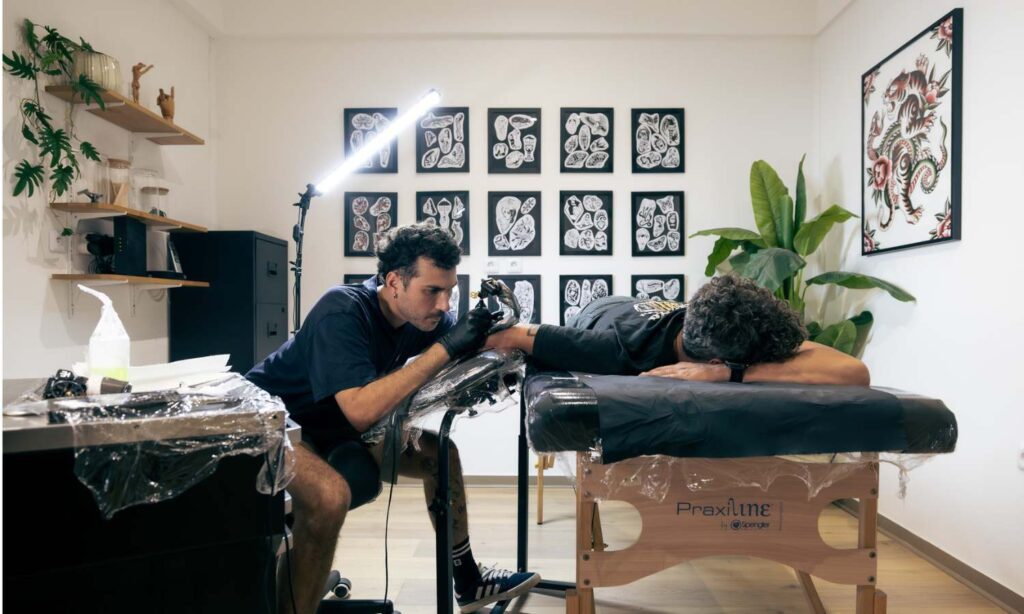 se faire tatouer à saint leu Carry graphik tattoo